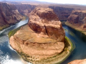 Postal: Vista de la "Curva de la Herradura" en el río Colorado