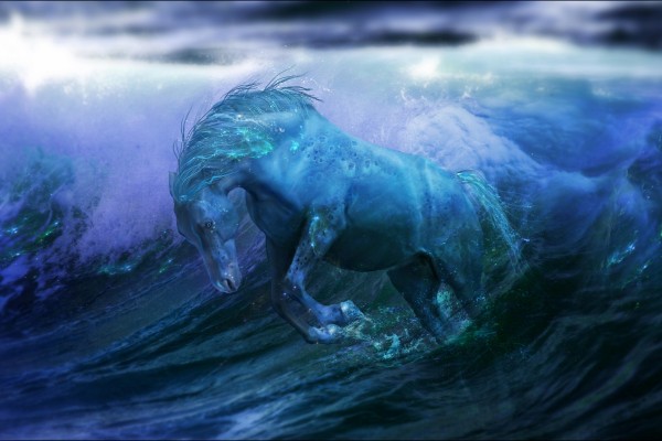 Un caballo entre las olas del mar