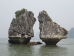Las Rocas que se besan (bahía de Ha Long, Vietnam)