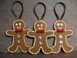 "Gingerbread men" para decorar el árbol de Navidad