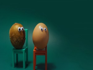 Un kiwi y un huevo