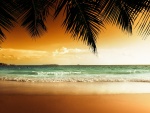 Puesta de sol en una playa tropical