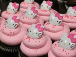 Cupcakes rosas con Hello Kitty