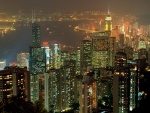 Ciudad de Hong Kong iluminada en la noche
