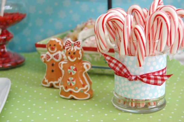 Bastones de caramelo y unos gingerbread