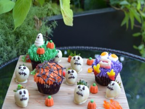 Fresas calavera y cupcakes para una divertida merienda en Halloween
