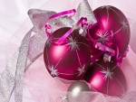 Bolas navideñas de color fucsia