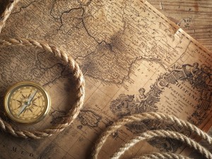 Postal: Un mapa, una brújula y una cuerda