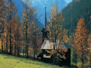 Postal: Iglesia de madera en Tatranska Javorina