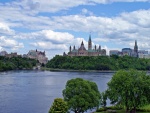 Vistas del Parlamento y el río Ottawa (Ottawa, Canadá)