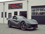 Bonito Ferrari de color gris