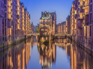 Postal: Puentes sobre una canal en Hamburgo