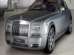 Un elegante Rolls-Royce Phantom Coupe