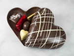 Corazón de chocolate lleno de bombones