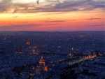 Vista de París al amanecer