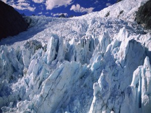 Rocas de hielo en un glaciar