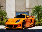 Porsche Carrera GT naranja