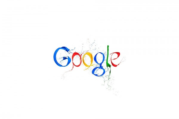Logo de Google con salpicaduras de pintura
