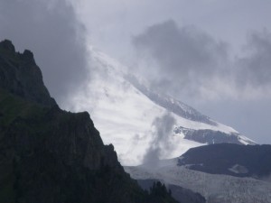 Postal: Día gris en las montañas