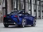 Lexus LF-LC de un bonito color azul