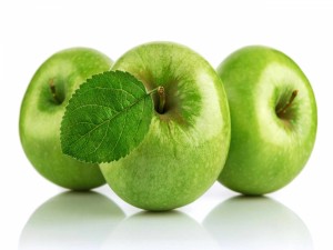 Tres manzanas verdes