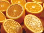 Exquisitas naranjas cortadas