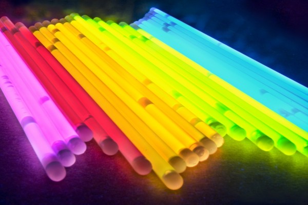 Tubos con luz y color