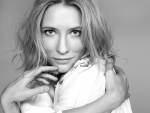 Bonita imagen en blanco y negro de la actriz Cate Blanchett