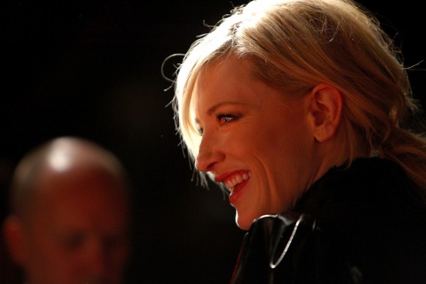 Cate Blanchett sonriendo