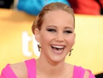 Jennifer Lawrence riendo