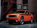 Dodge Challenger RT naranja