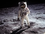 El astronauta Buzz Aldrin pisando la Luna