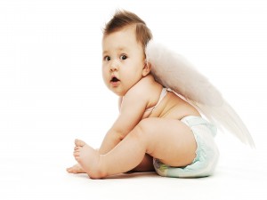 Postal: Bebé con alas de ángel