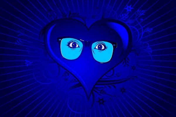 Ojos en un corazón azul