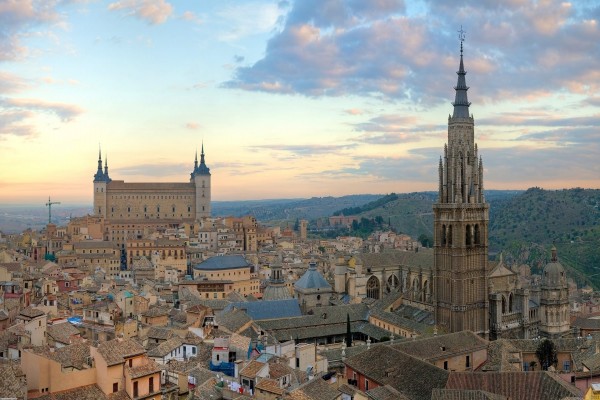 Hermosa vista de la ciudad de Toledo (España)
