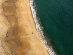Paseando por la pintoresca playa de Nazaré (costa atlántica de Portugal)