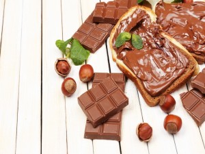 Chocolate, avellanas y crema de cacao