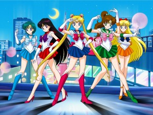 Usagi, Ami, Rei, Makoto y Minako heroínas de "Sailor Moon"