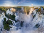 Garganta del Diablo (cataratas del Iguazú, frontera entre Brasil y Argentina)