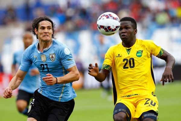 Edinson Cavani (Uruguay) jugando contra Jamaica "Copa América 2015"