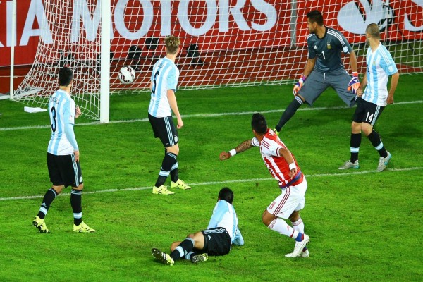 El gol del empate a Argentina de Lucas Barrios (Paraguay) "Copa América Chile 2015"