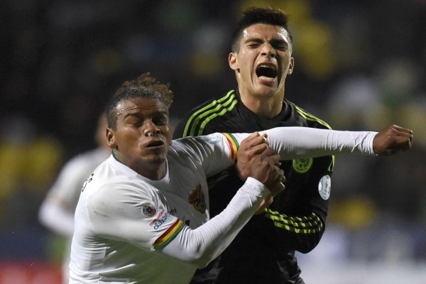 Dos jugadores de México y Bolivia en la "Copa América Chile 2015"