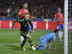 Gol de Matías Vuoso (México) en la portería chilena "Copa América 2015"