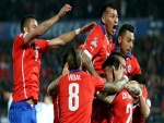 Abrazo de los jugadores chilenos tras ganar a Bolivia (5-0) "Copa América 2015"