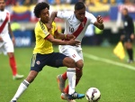 Lucha por el balón en el partido Colombia contra Perú "Copa América 2015"