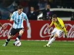 Messi (Argentina) en una jugada con Arias (Colombia) "Copa América Chile 2015"
