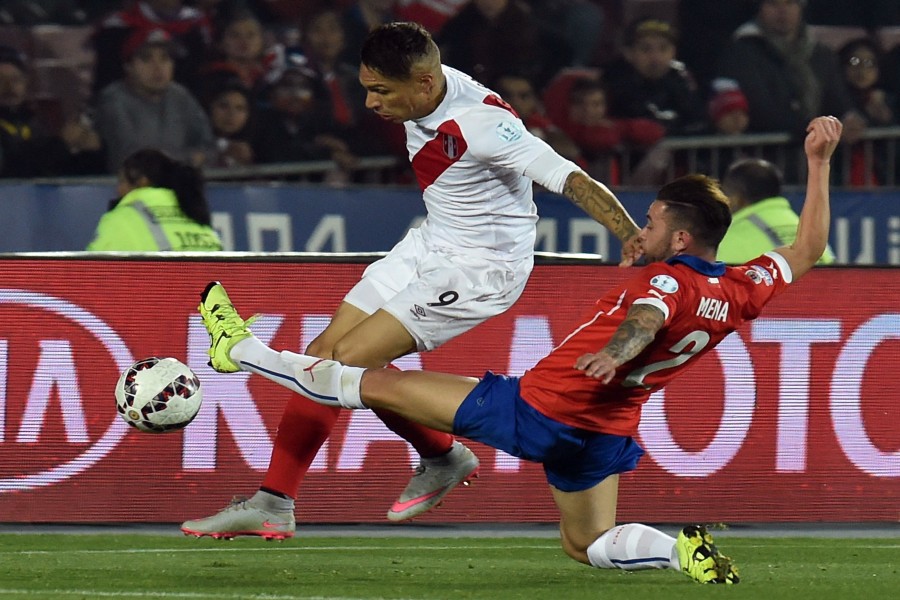 Perú pierde ante Chile (1-2) en semifinales de la "Copa América Chile 2015"