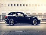 Ferrari FF de color negro