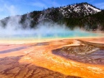 Aguas termales en el Parque Nacional de Yellowstone