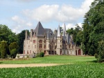 El bonito castillo de Bois-Cornillé (Francia)